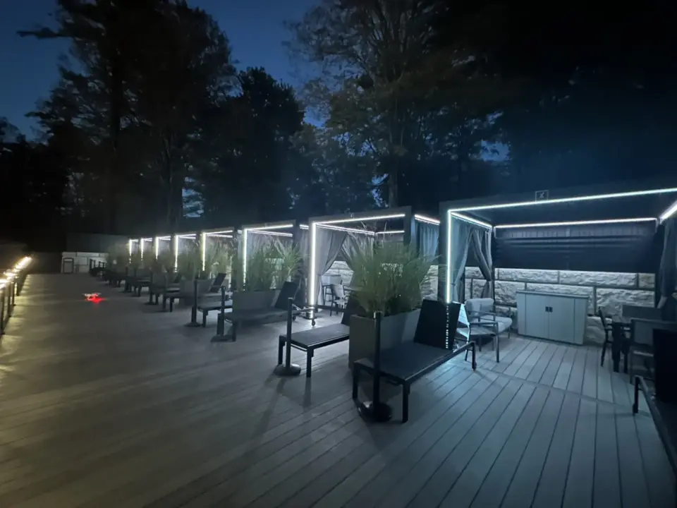 Benefits Of Professional Commercial Decking Services